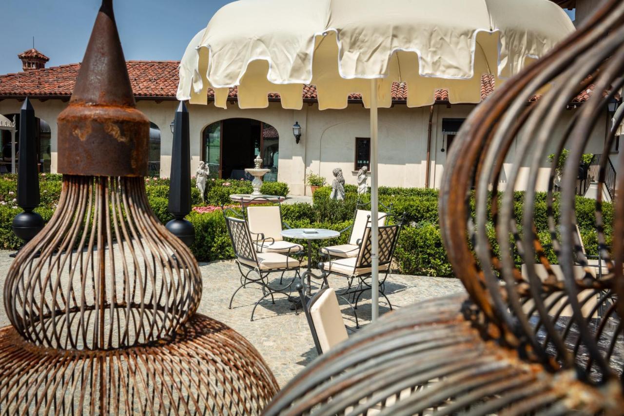 Hotel Relais Le Due Matote Bossolasco Esterno foto