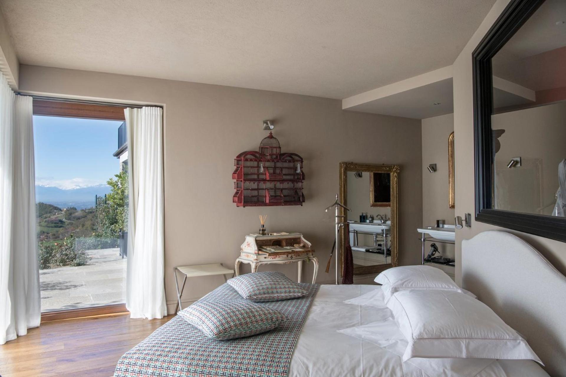 Hotel Relais Le Due Matote Bossolasco Esterno foto